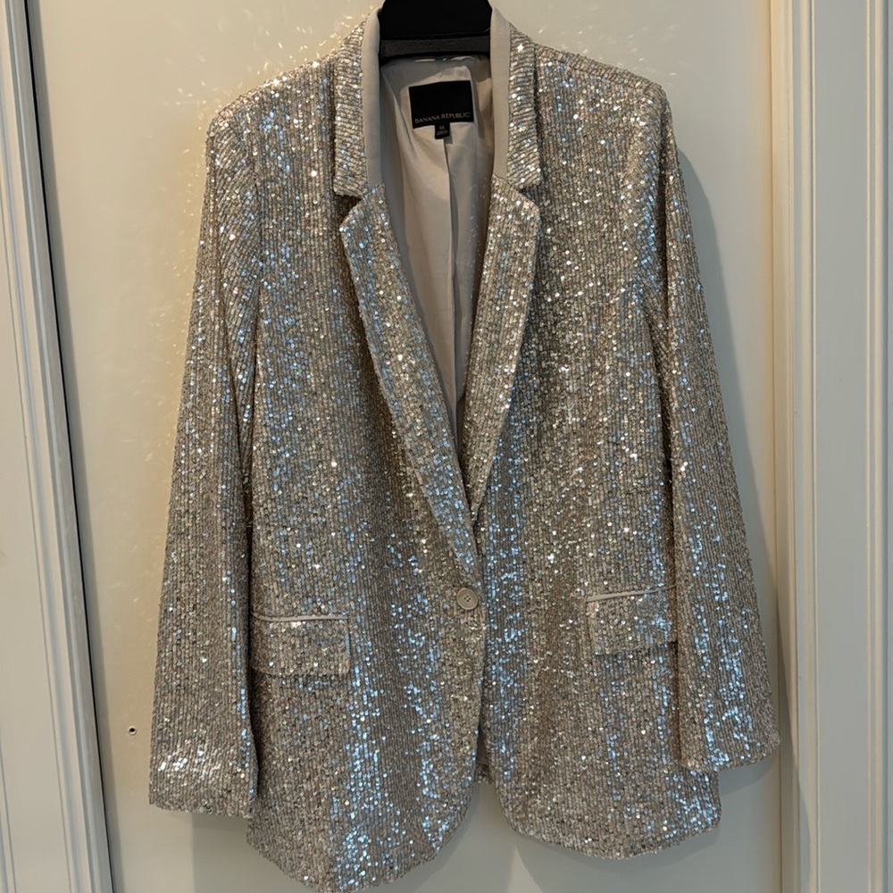 Banana Republic Champagne Silver Sequin Blazer size 16